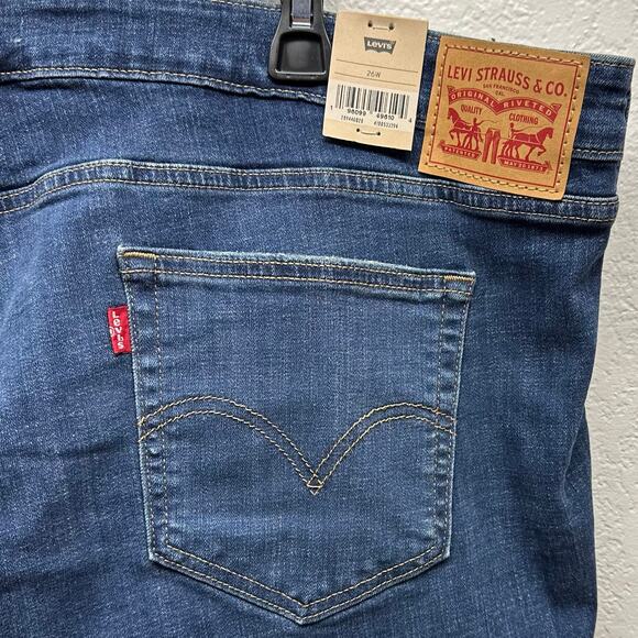 NWT, Levi Strauss & Co Women’s Sz 26W Dark Wash Denim Distressed Boyfriend Jean - Picture 8 of 11